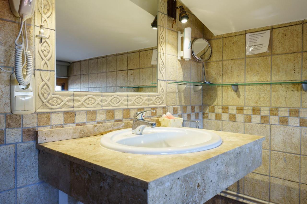 Hotel Boutique Reina Mora Grenade Extérieur photo